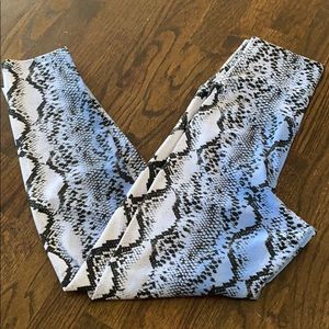 Beach Riot Snake Legging